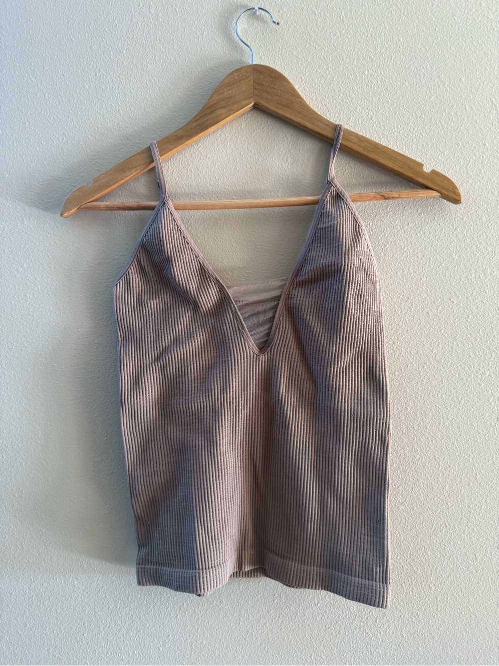 Free People Ribbed V-Neck Spaghetti Strap Camisole - Mauve